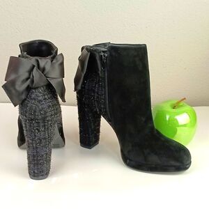 Copper Key Women's "Curtsy" black suede bow tie back tweed booties sz 8.5M